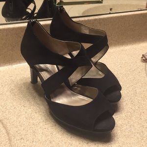 Peep Toe Textured Heels